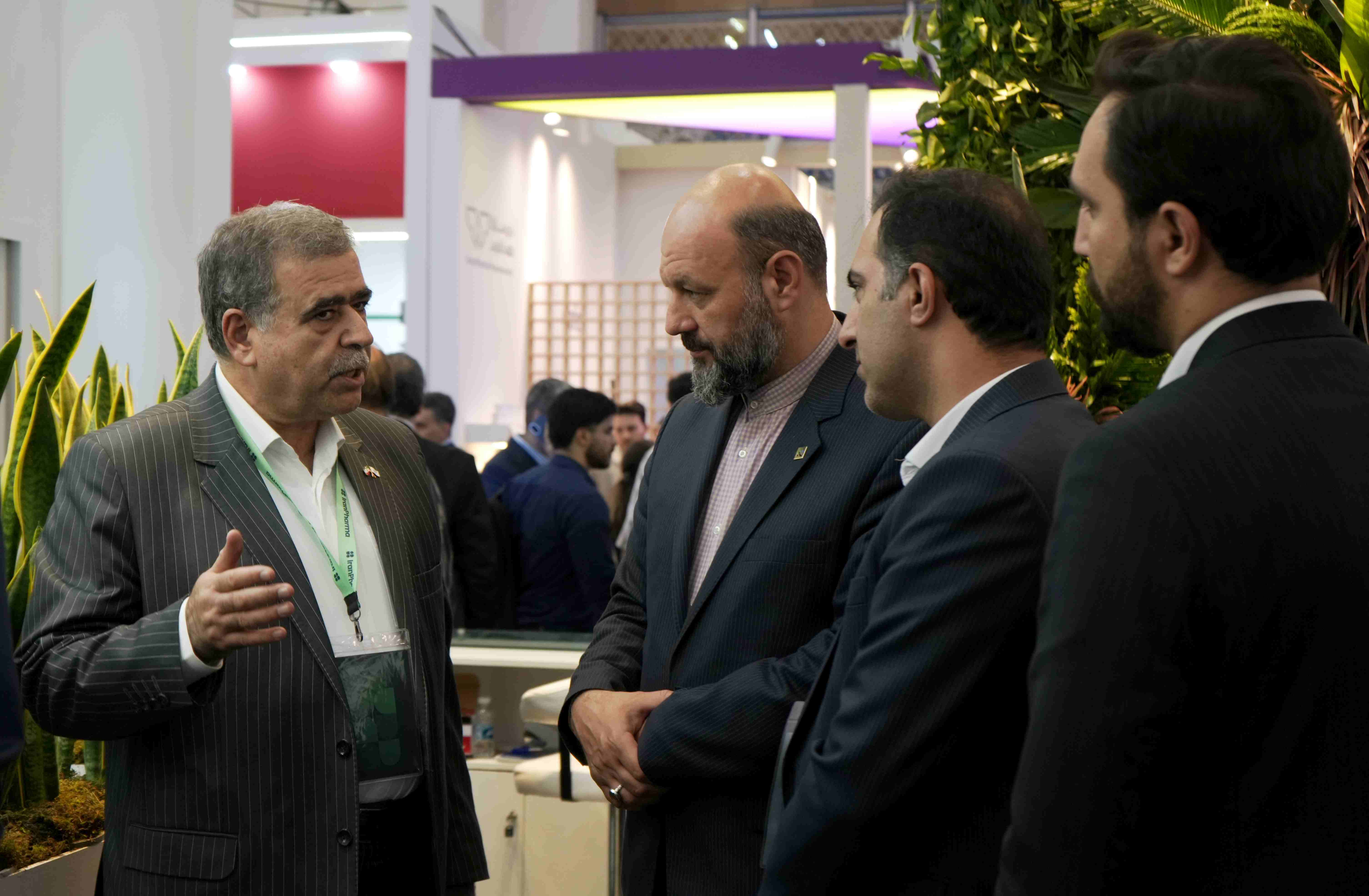 شهرک دارویی برکت در نمایشگاه ایران فارما فرصت های سرمایه گذاری خود را معرفی کرد